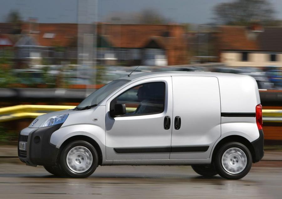 Peugeot Bipper 2008 года  (фото 21 из 93)